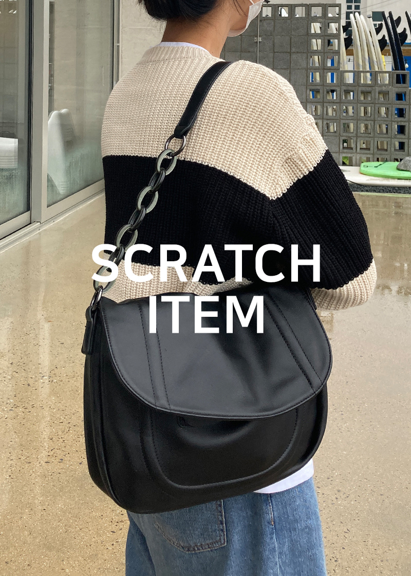 [스크레치 상품] chain shoulder bag